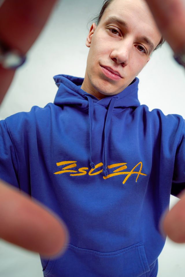 ZSOZA kapucnis pulóver sötétkék